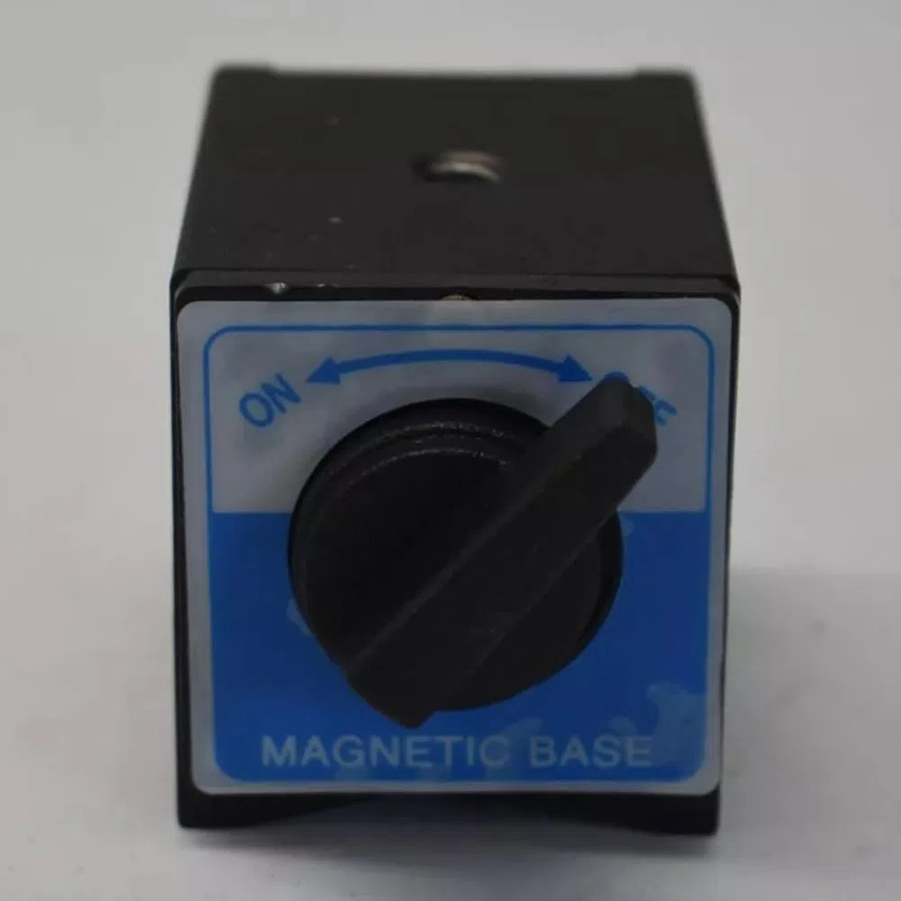 Magnetfuß mit starkem Magnet, M8 x 1, 25 Gewindelöcher, kompakt & präzise