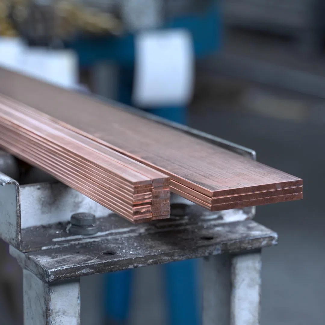 thyssenkrupp Kupfer Flachprofil – Kupferstange Flachstange Flachmaterial – CW004A Cu-ETP R250 halbhart rundkantig – 20 x 5 mm, 1500 mm Länge
