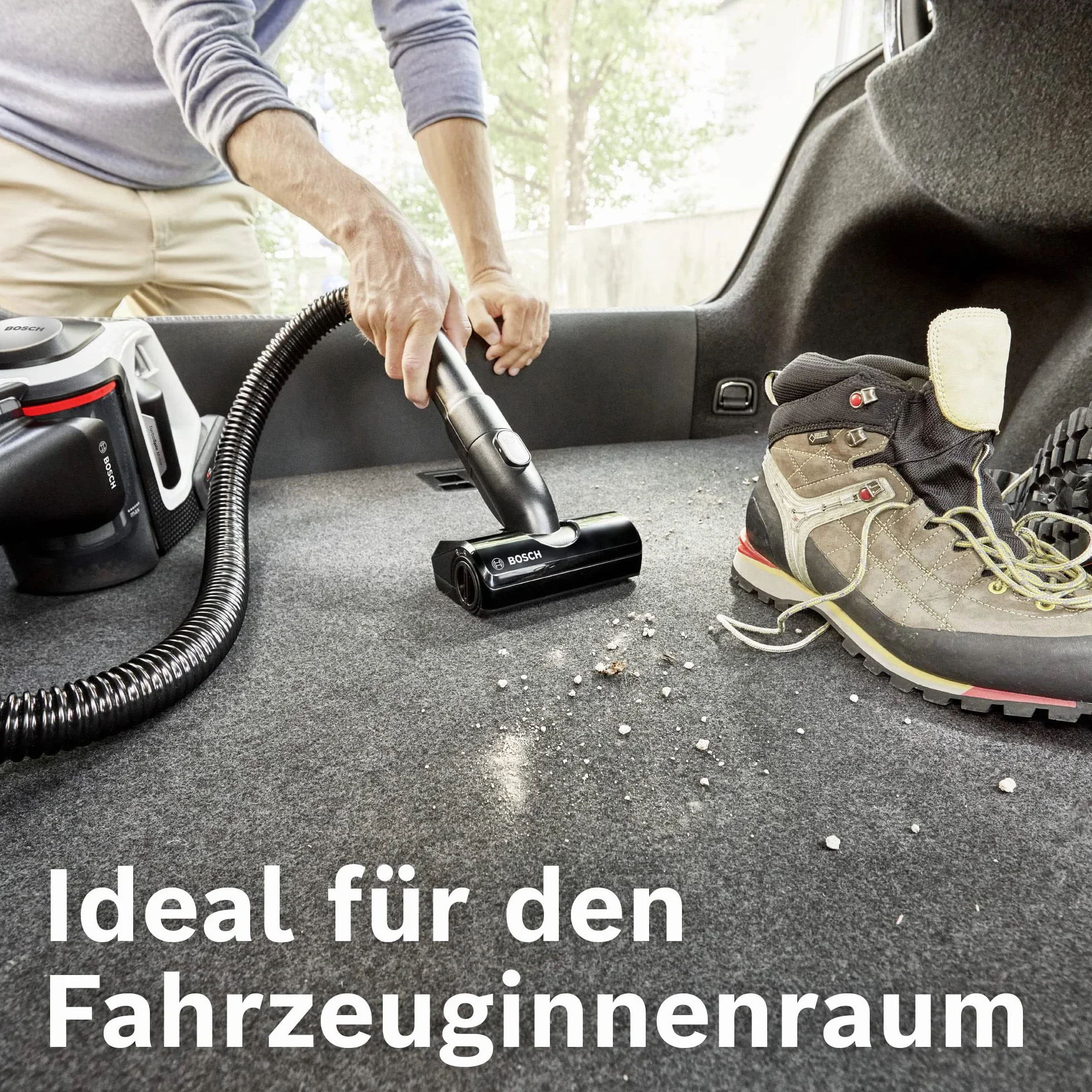 Bosch Flexibler Verlängerungsschlauch BHZUFEHN, geeignet für Unlimited 6, 7 und 8 Akku-Staubsauger, sehr lang, extrem flexibel, ideal für Fahrzeug-Innenreinigung, Original-Zubehör, schwarz