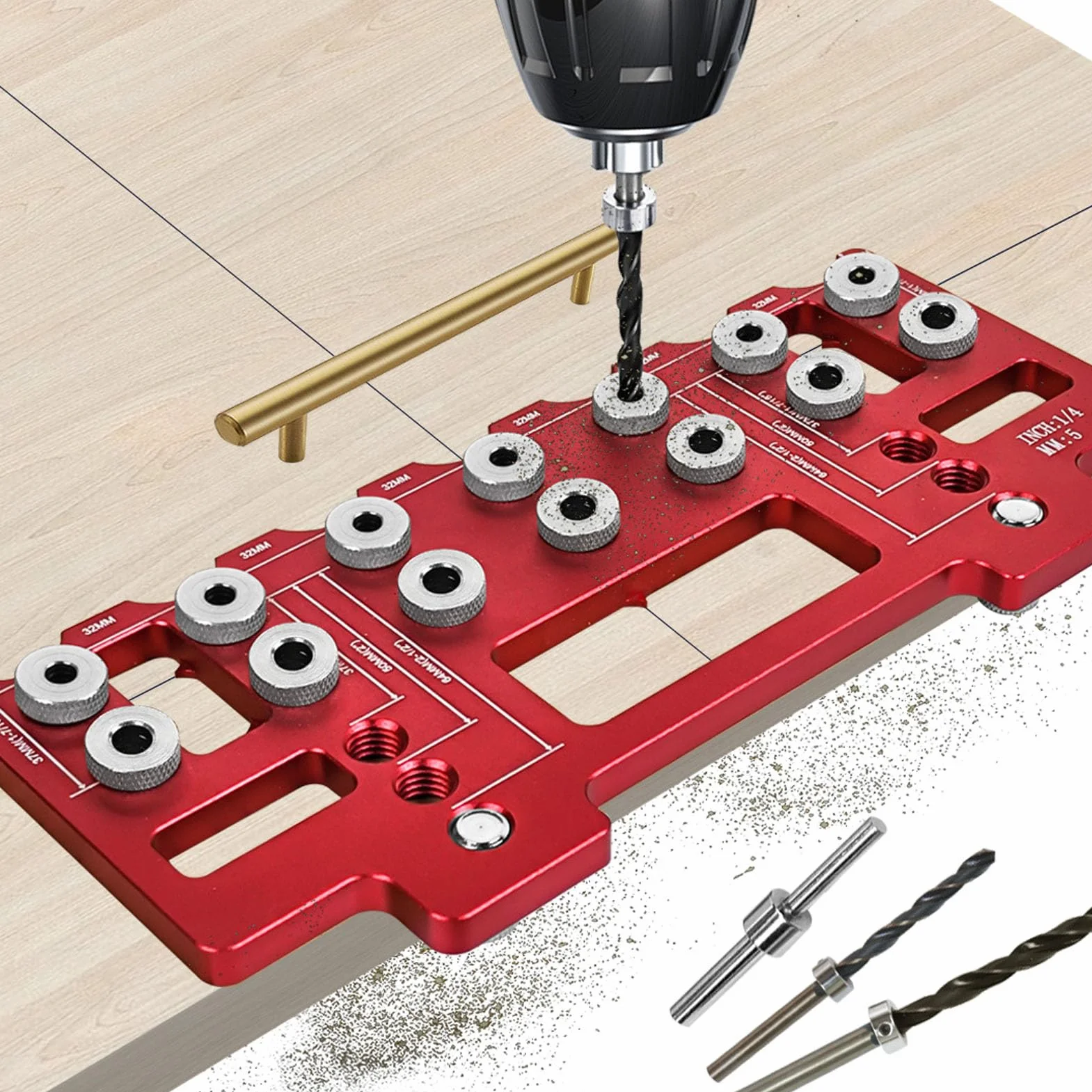 Rengue Verdeckte Schrankscharnierlehre, 32 Mm Abstand Aluminium-Schranktürscharniergriff-Lochbohrlehre mit 5 Mm/1/4 Zoll Bohrhülsen für Holzbearbeitungswerkzeuge