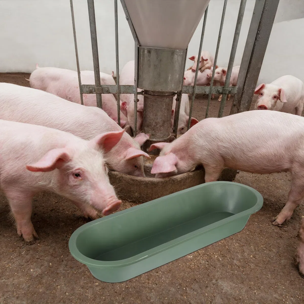 Milisten Futtertrog: Robuster Ovaler Futter- Und Wasserbehälter für Nutztiere – Futtertrog aus Verdicktem Kunststoff für Schweine, Ziegen, Schafe, Kühe, Hühner, Enten, Olivgrün