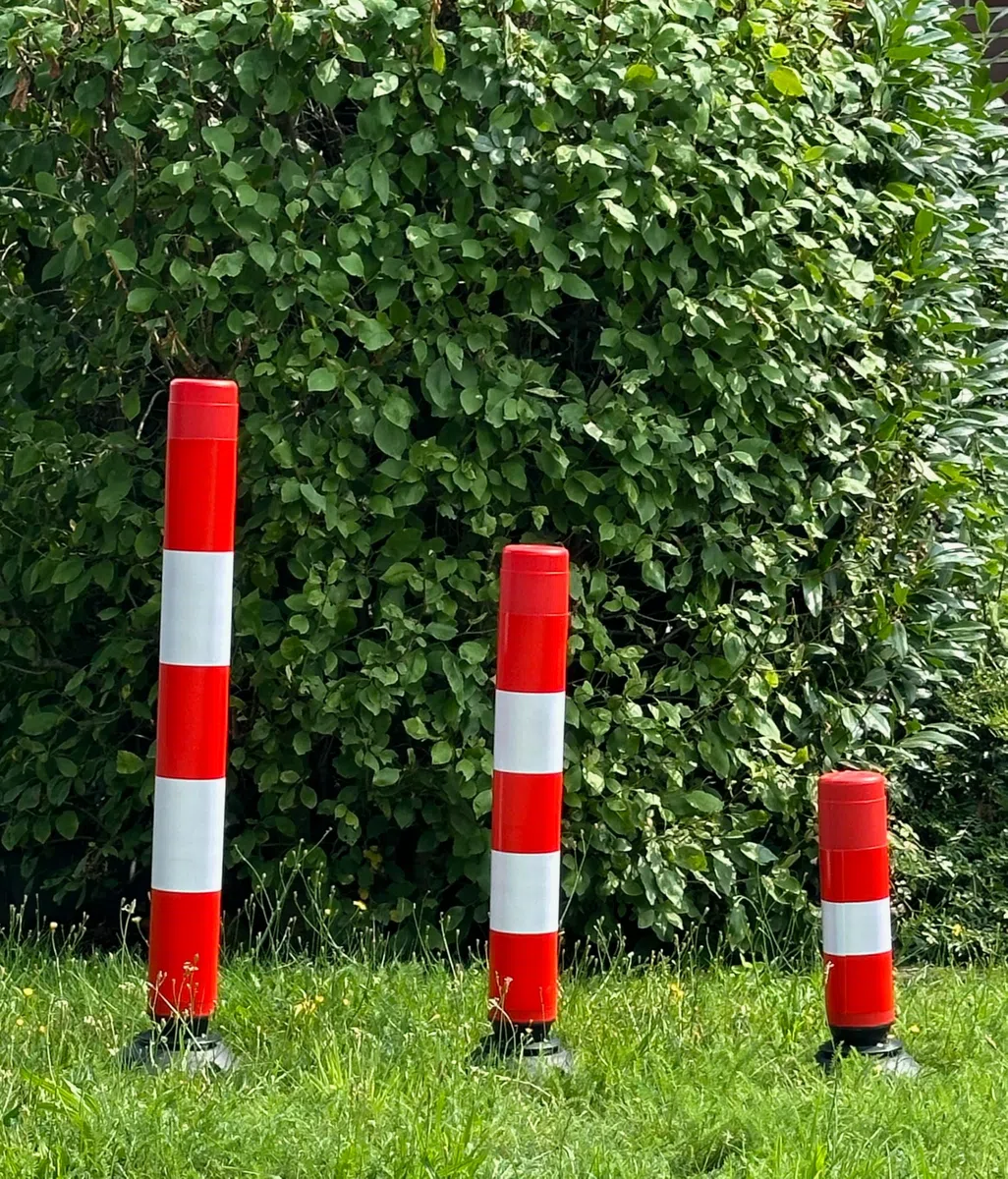 Leitpoller - UvV-Swingback Leitzylinder rot-weiß mit Bandfederung - extra stark reflektierend - Absperrung (1000mm)