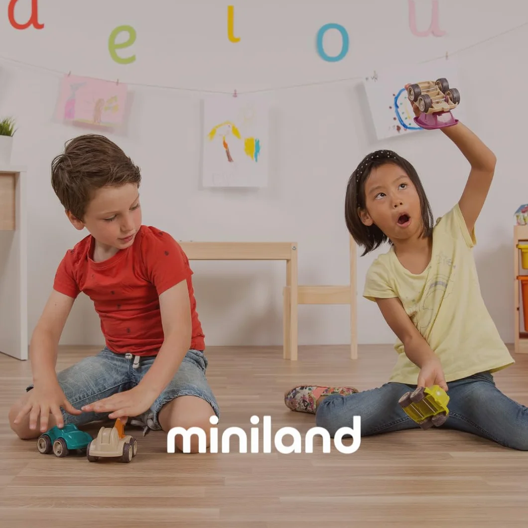 Miniland 29005 - Extra großer Eimer (Höhe: 17,5 cm/Durchmesser: 18,2 cm)