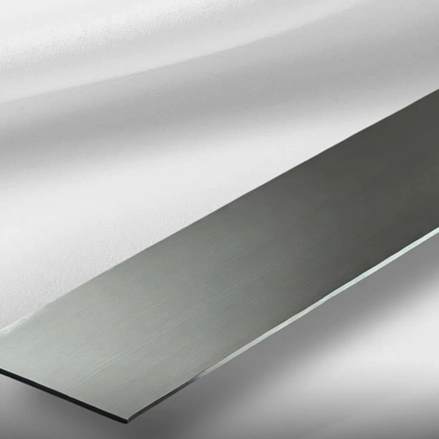 Gehärteter Messerstahl Werkzeugstahl 2mm 1.2379 (X153CrMoV12) 300x35x2mm