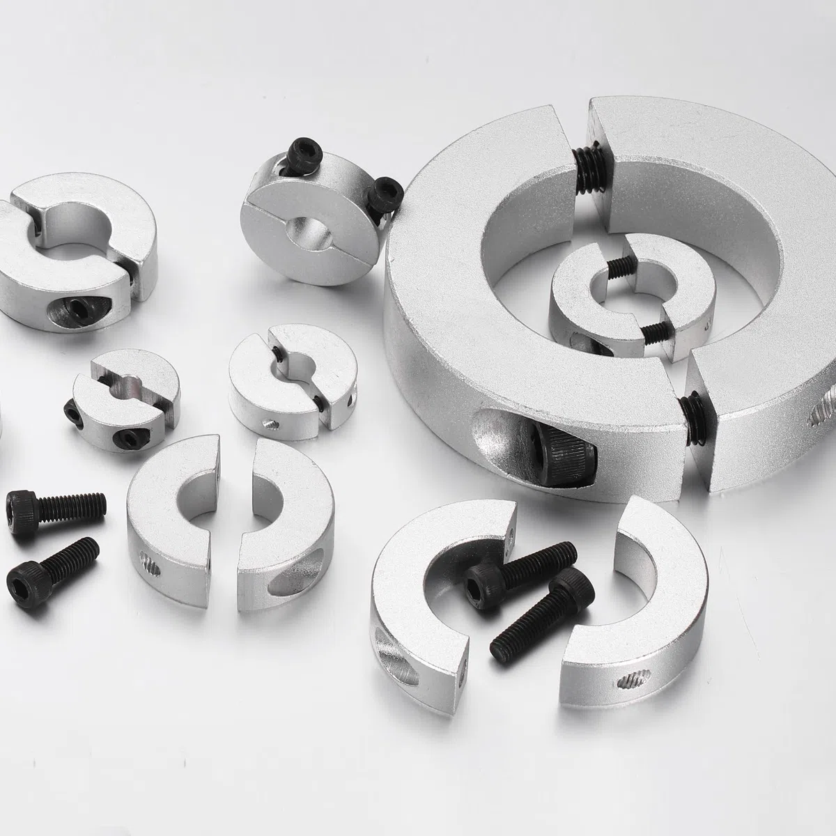 sourcing map 1 x doppelt geteilter Schaftkragen, 60 mm Bohrung, zweiteiliger Klemmkragen, 95 mm Außendurchmesser, 22 mm Dicke, Aluminium-Legierung, Schraubspaltring