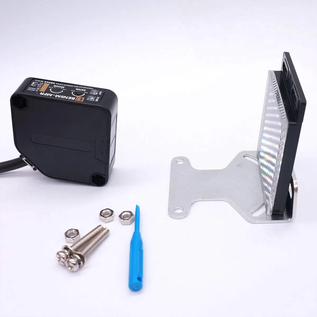 Taiss/Fotoelektrische Sensoren BEN5M 3A 24-240VDC 24-240VAC Retroreflektierende Näherungsschalter Induktionsabstand 5M