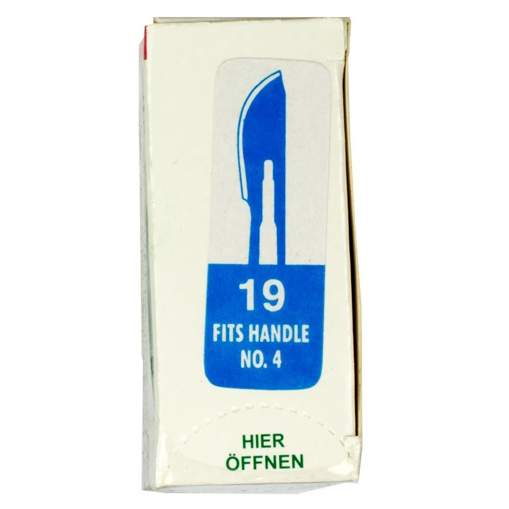 May Skalpell Set – 100 Sterile Skalpellklingen Figur 19 aus Karbonstahl, einzeln verpackt – Inkl. Edelstahl Skalpellhalter Nr. 4 – Präzisions Einwegklingen für Basteln, Modellbau & Fußpflege